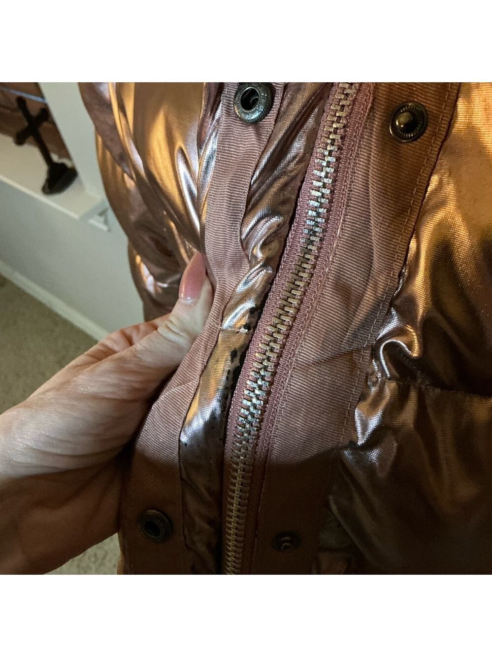 Buddy Love Rose Gold Puffer Jacket Medium - Picture 11 of 12